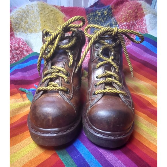 Dr. Martens Shoes - Vintage ENGLAND Dr Doc Martens Ankle Brown Air Wair combat boots 8287
